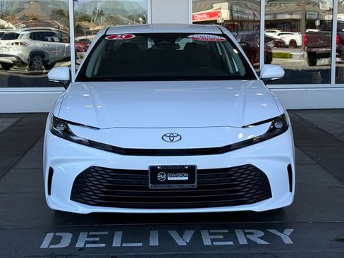 Certified 2025 Toyota Camry LE image 5