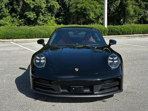 Certified 2025 Porsche 911 Carrera T RWD image 25
