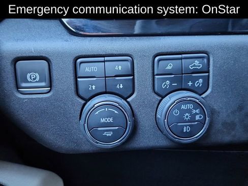 Used 2025 Chevrolet Silverado 2500 ZR2 w/ Technology Package image 38