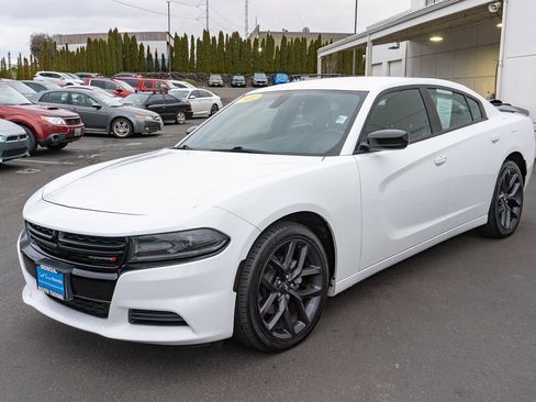 Used 2021 Dodge Charger SXT w/ Blacktop Package image 6