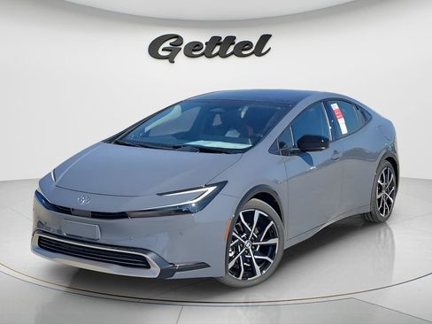 New 2026 Toyota Prius Plug-In Hybrid FWD image 1
