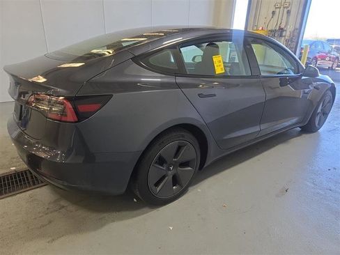 Used 2023 Tesla Model 3 Standard Range image 6
