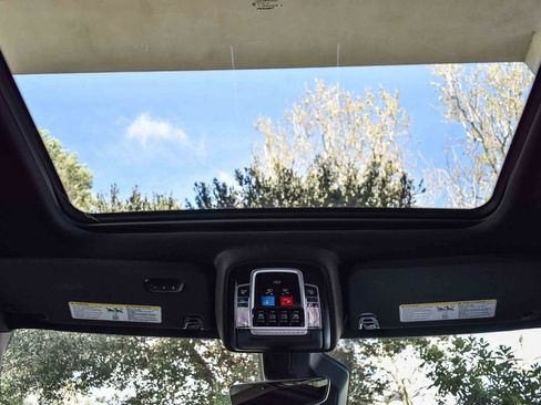 New 2026 RAM 1500 Laramie w/ Night Edition image 18