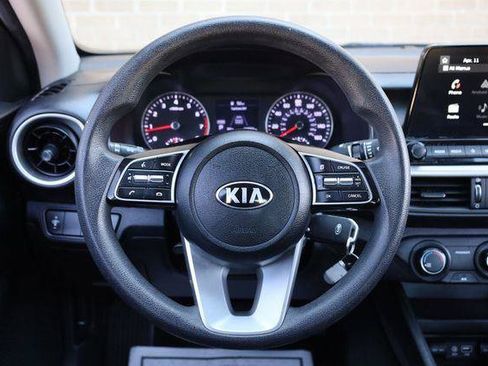 Used 2021 Kia Forte LXS FWD image 29