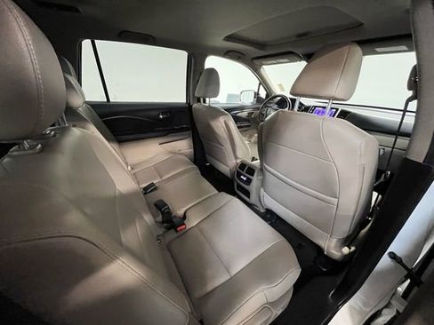 Used 2018 Honda Pilot EX-L image 11