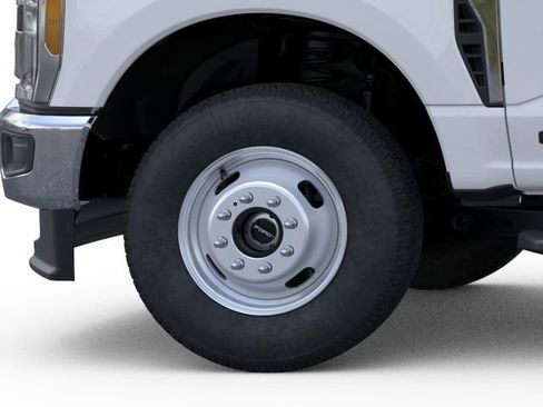 New 2026 Ford F350 XL w/ XL Chrome Package image 20