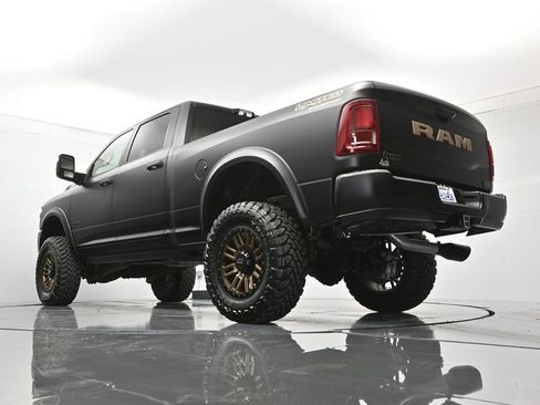 New 2026 RAM 2500 Big Horn AWD/4WD image 42