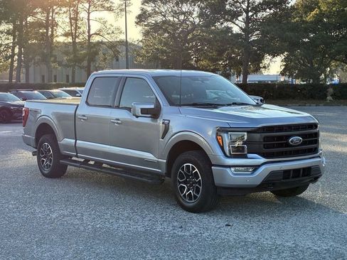 Used 2022 Ford F150 Lariat w/ Equipment Group 502A High image 9