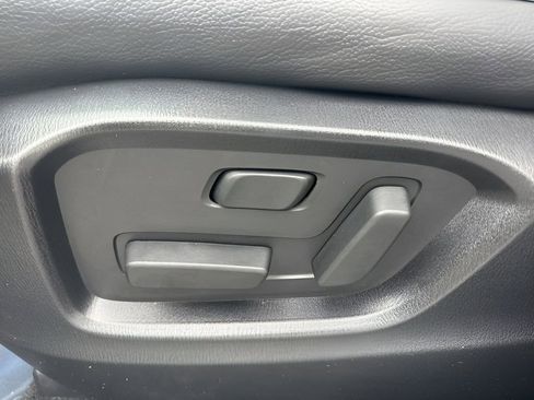 Used 2025 MAZDA CX-5 AWD 2.5 S w/ Preferred Package image 10