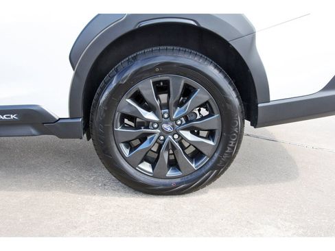 Used 2025 Subaru Outback Onyx Edition AWD/4WD image 31