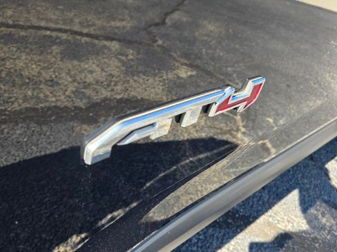 Used 2020 GMC Acadia AT4 image 18