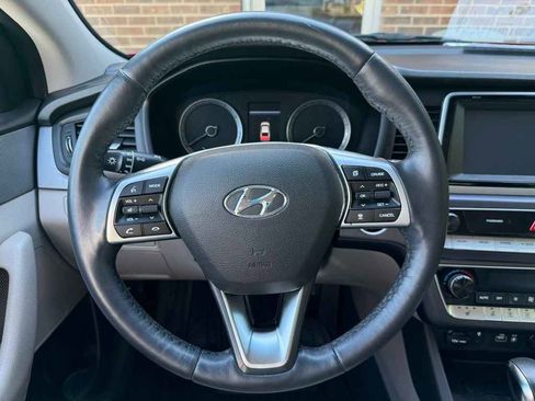 Used 2019 Hyundai Sonata SEL w/ Tech Package 02 FWD image 14