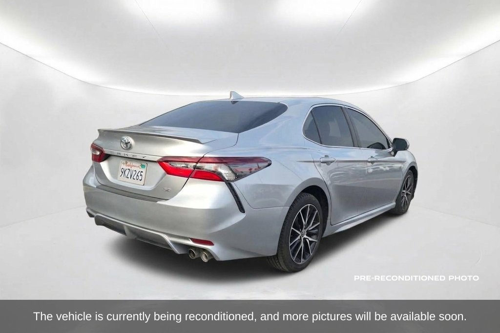 Used 2024 Toyota Camry SE FWD image 6