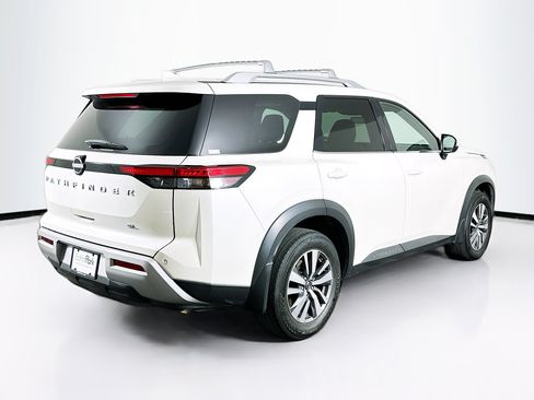 Used 2023 Nissan Pathfinder SL w/ Cargo Package FWD image 9