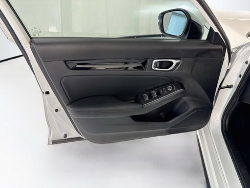 Certified 2024 Honda Civic Sport Touring image 24
