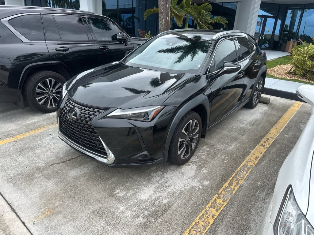 Used 2024 Lexus UX 250h FWD image 3