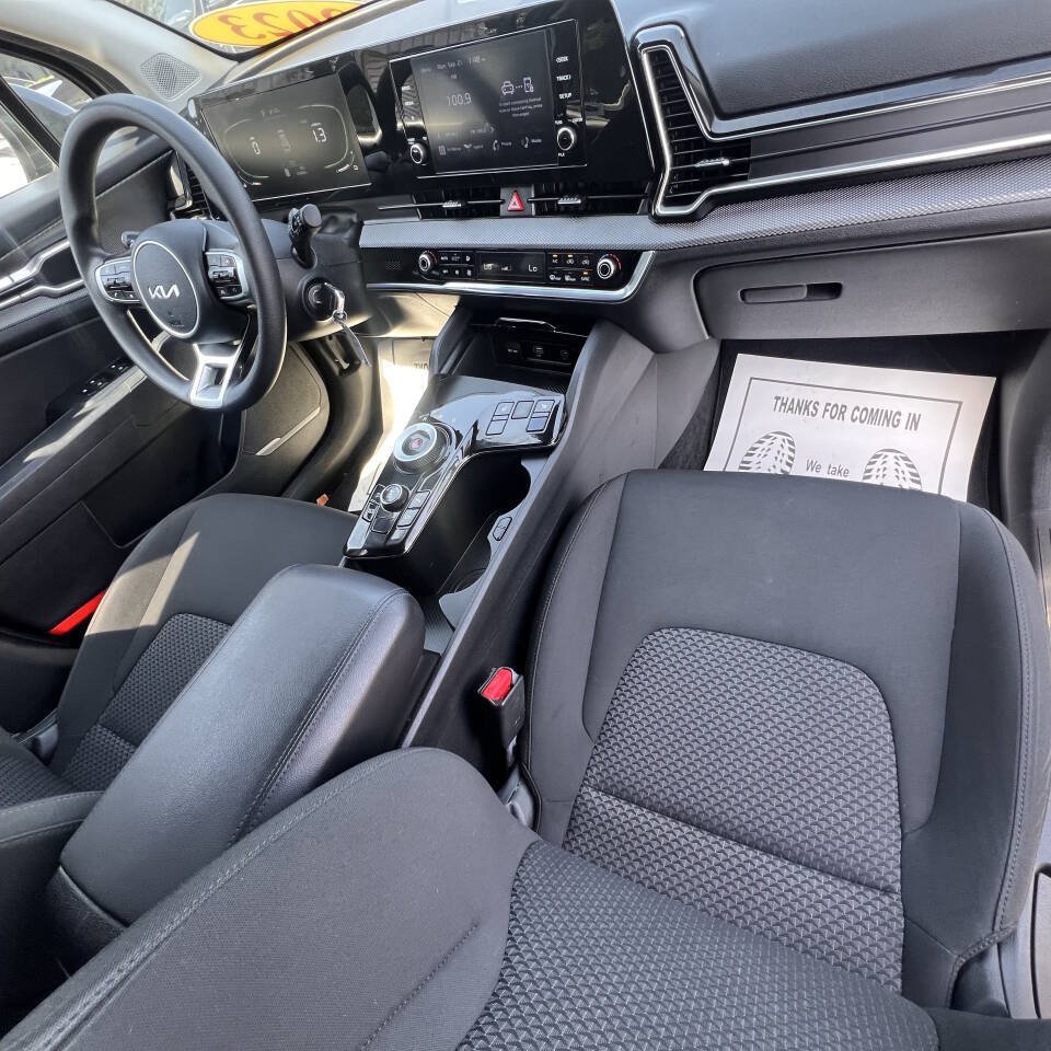 Used 2023 Kia Sportage LX AWD/4WD image 21