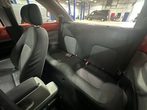 Used 2004 Volkswagen Beetle GLS FWD image 30