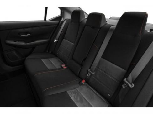 Used 2023 Nissan Sentra SR w/ SR Premium Package image 16