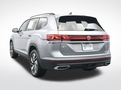 Used 2024 Volkswagen Atlas SE image 8