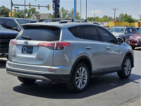 Used 2018 Toyota RAV4 Limited w/ Advanced Technology Package AWD/4WD image 3