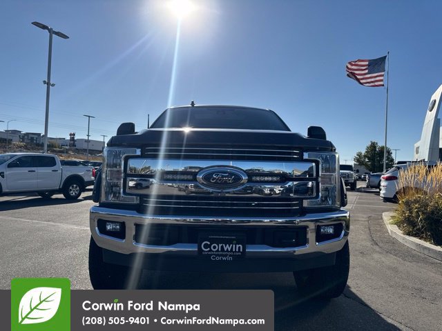 Used 2019 Ford F250 Lariat w/ Lariat Ultimate Package AWD/4WD image 2