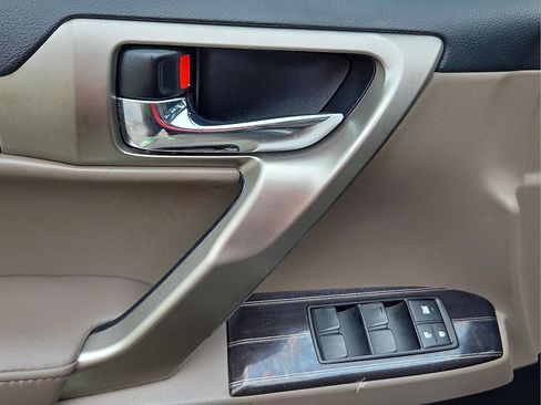 Used 2020 Lexus GX 460 Premium image 13