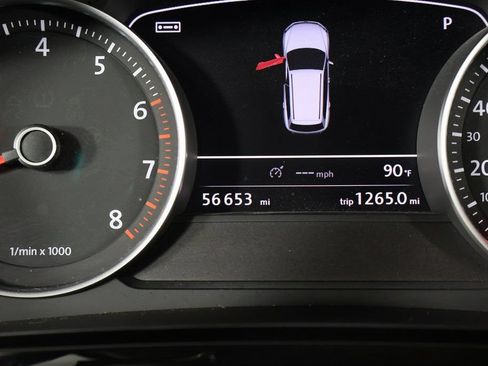 Used 2012 Volkswagen Touareg Sport AWD/4WD image 17