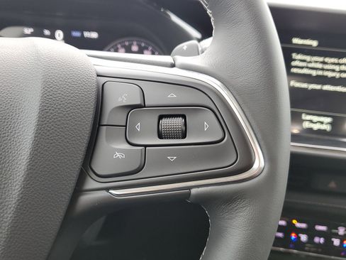 Used 2023 Buick Envision Essence w/ Sport Touring Package image 19