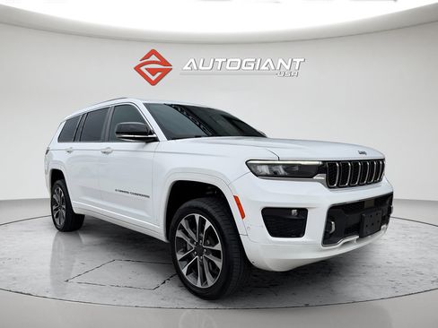 Used 2022 Jeep Grand Cherokee L Overland w/ Luxury Tech Group IV AWD/4WD image 13