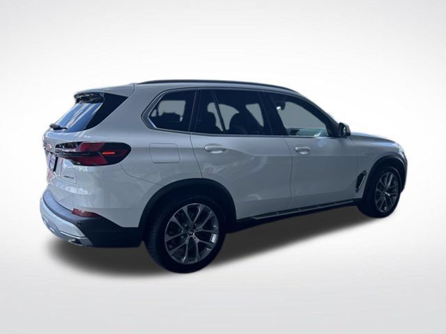 Used 2026 BMW X5 xDrive40i AWD/4WD image 5
