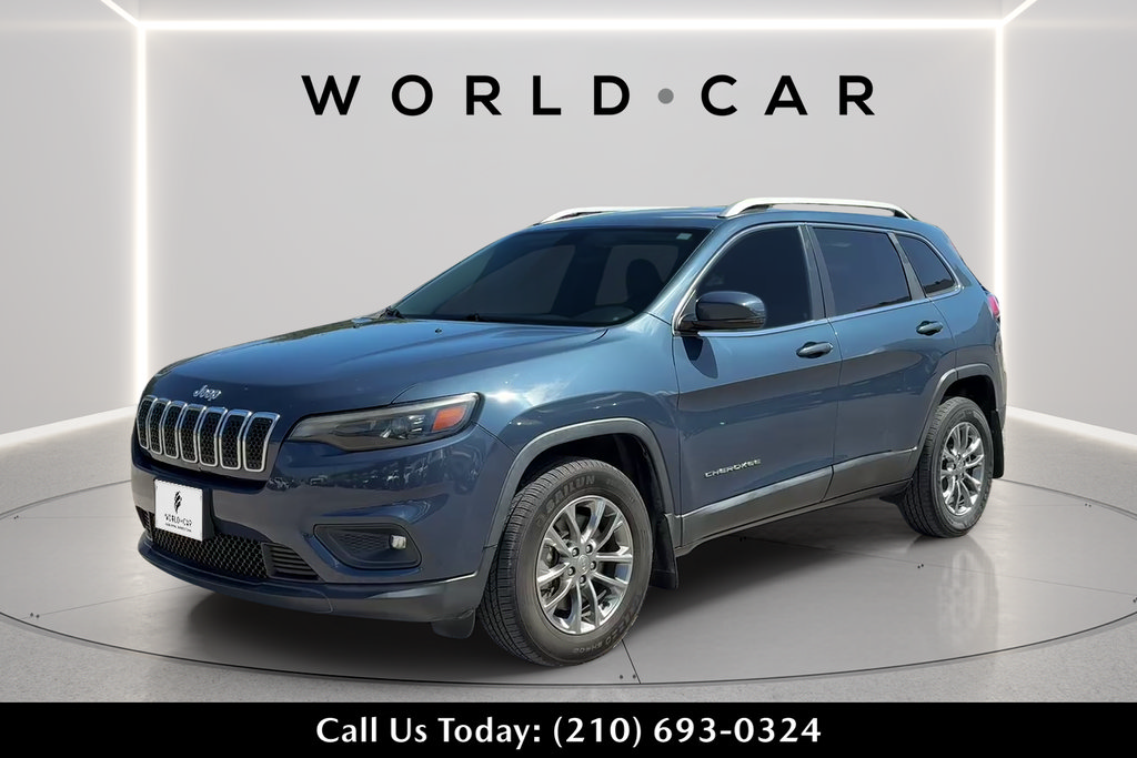 Used 2020 Jeep Cherokee Latitude Plus w/ Cold Weather Group AWD/4WD image 7
