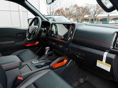 New 2026 Nissan Frontier PRO-4X w/ Pro Premium Package image 31