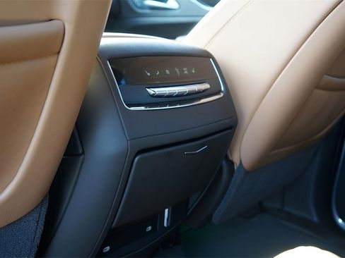 Used 2021 Cadillac Escalade Sport w/ Driver Assist Tech Package image 16