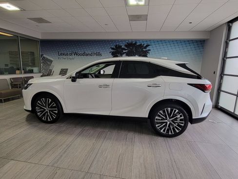Certified 2024 Lexus RX 350 Premium Plus w/ Convenience Package FWD image 2