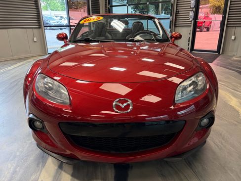 Used 2015 MAZDA MX-5 Miata Grand Touring RWD image 33