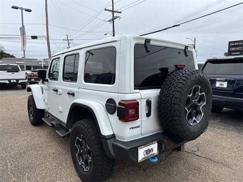 Used 2023 Jeep Wrangler Unlimited Rubicon 4xe w/ Cold Weather Group image 9