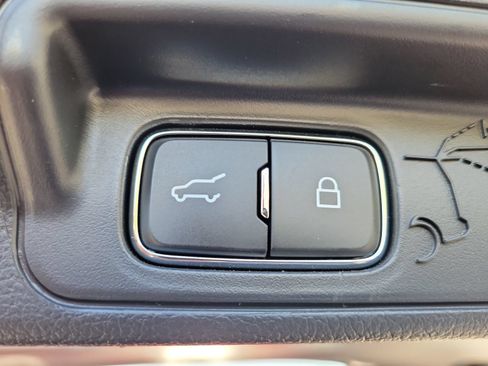Certified 2025 Ford Explorer ST-Line w/ Premium Package RWD image 7