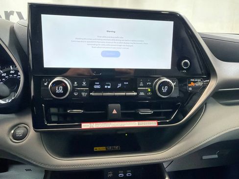 New 2026 Toyota Highlander XLE AWD/4WD image 31