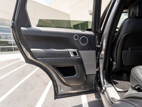Used 2019 Land Rover Range Rover Sport HSE AWD/4WD image 50