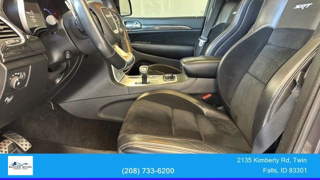 Used 2015 Jeep Grand Cherokee SRT w/ Luxury Group II AWD/4WD image 12