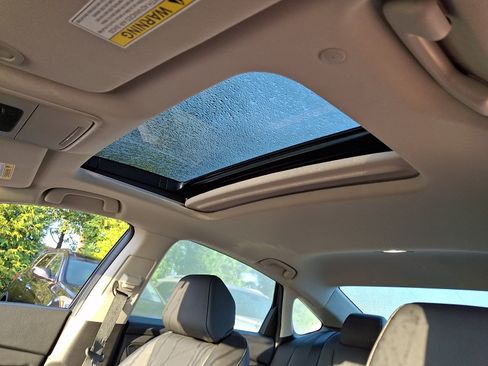 Used 2025 Honda Accord Touring image 15