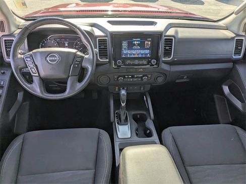 Used 2023 Nissan Frontier SV w/ SV Convenience Package image 17