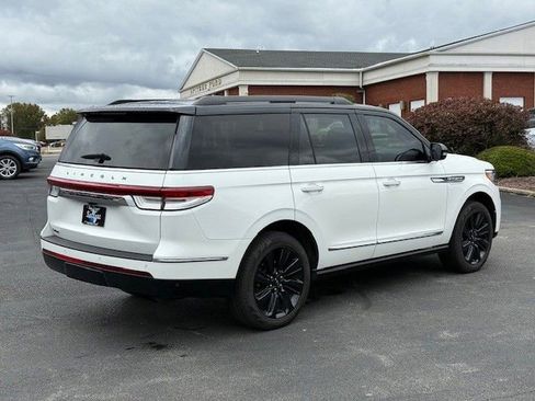 Used 2024 Lincoln Navigator Black Label AWD/4WD image 6