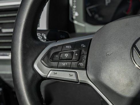 Used 2021 Volkswagen Atlas Cross Sport SEL image 31