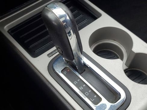 Used 2010 Ford Edge SEL image 19