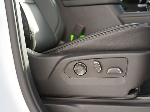 Used 2024 GMC Sierra 1500 Denali w/ Technology Package image 32