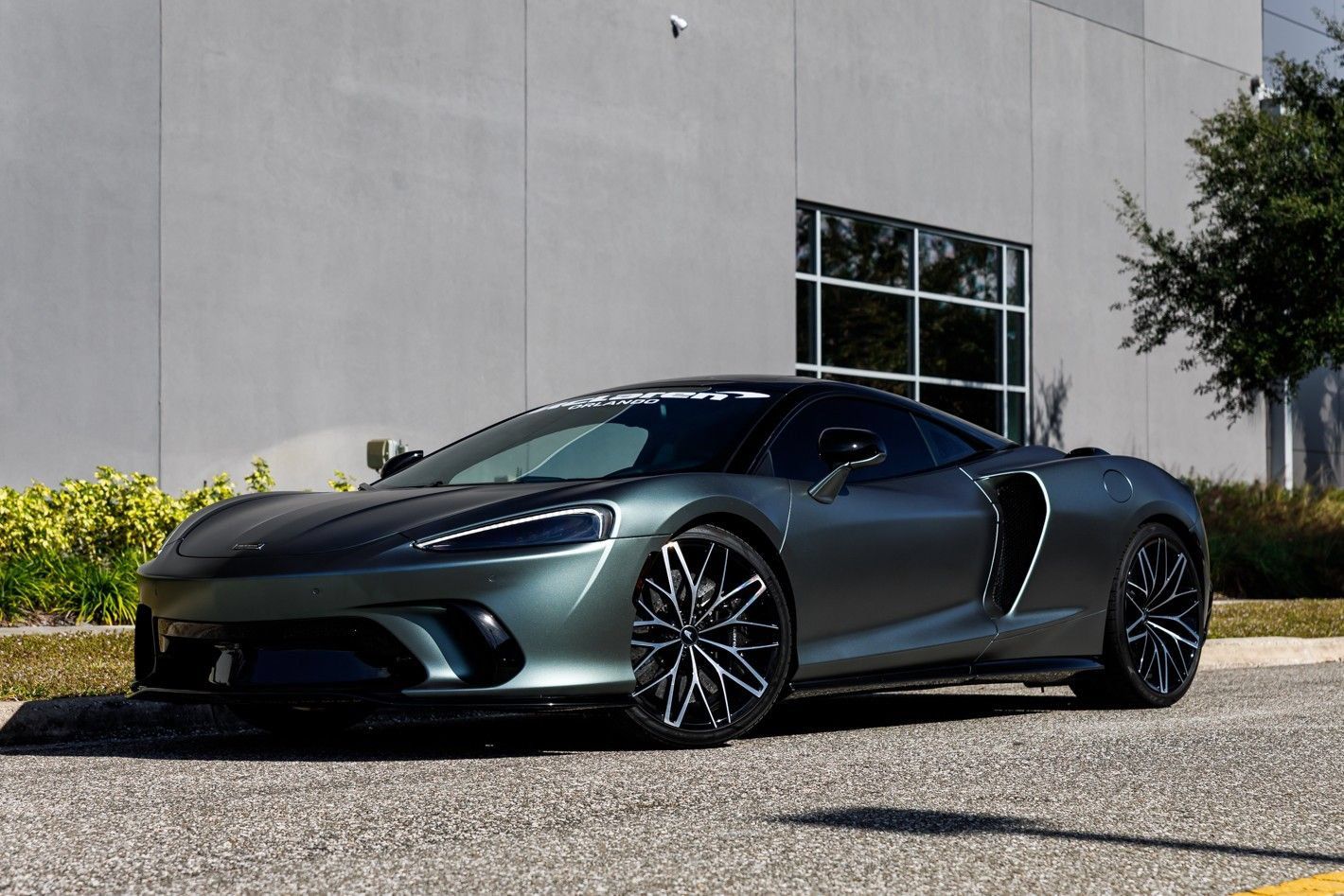 Used 2025 McLaren GTS RWD image 21