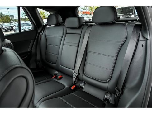 New 2026 Mercedes-Benz GLC 300 4MATIC image 9
