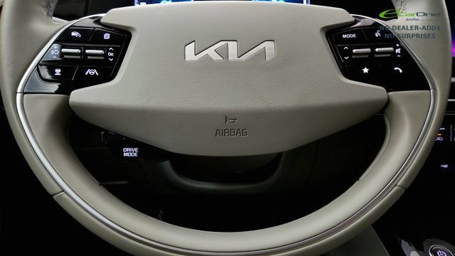 Used 2023 Kia Niro Wind FWD image 56